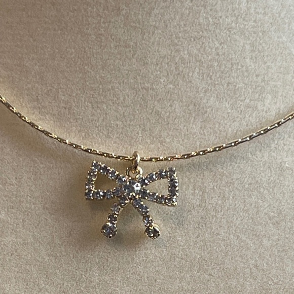 J. Crew Factory Pavé Crystal Bow Pendant Necklace - NWT - Picture 1 of 6
